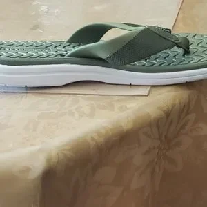 (Ew)Nautica men\'s necton flip-flops Nautica | Shoes | Ewnautica Mens Necton Flipflops | Poshmark main image 2